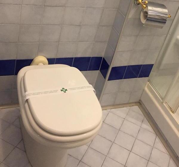 اتاق استاندارد چهار تخته, Malaga