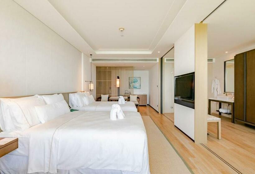 Номер Deluxe Кровать Кинг, The Westin Blue Bay Resort & Spa
