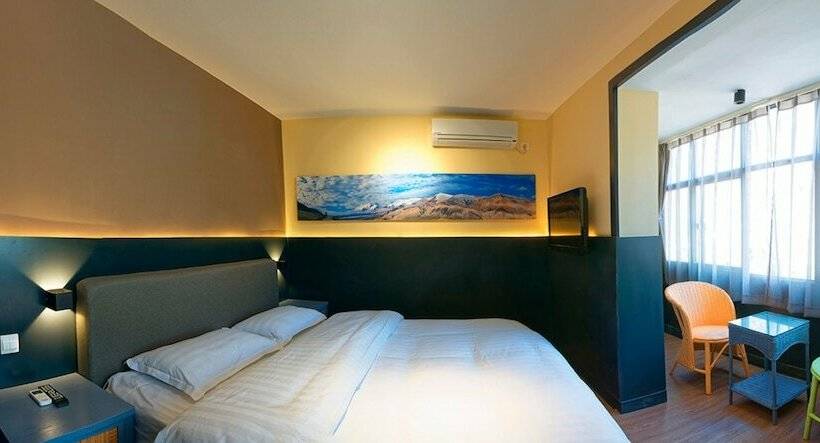 Quarto Deluxe, Kunming Upland International Youth Hostel Near The City Center , 2 Mins Walk To The Green Lake,3 Min