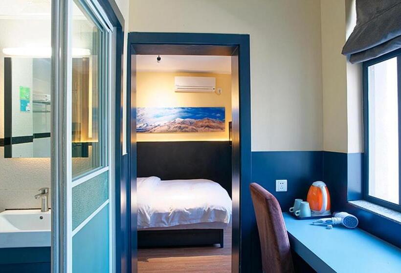 Quarto Deluxe, Kunming Upland International Youth Hostel Near The City Center , 2 Mins Walk To The Green Lake,3 Min