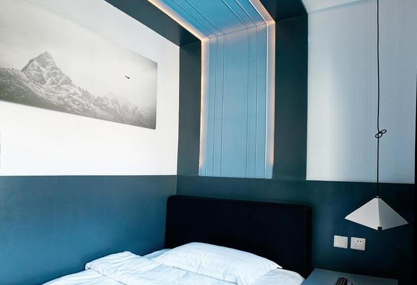 Quarto Estandar Individual, Kunming Upland International Youth Hostel Near The City Center , 2 Mins Walk To The Green Lake,3 Min