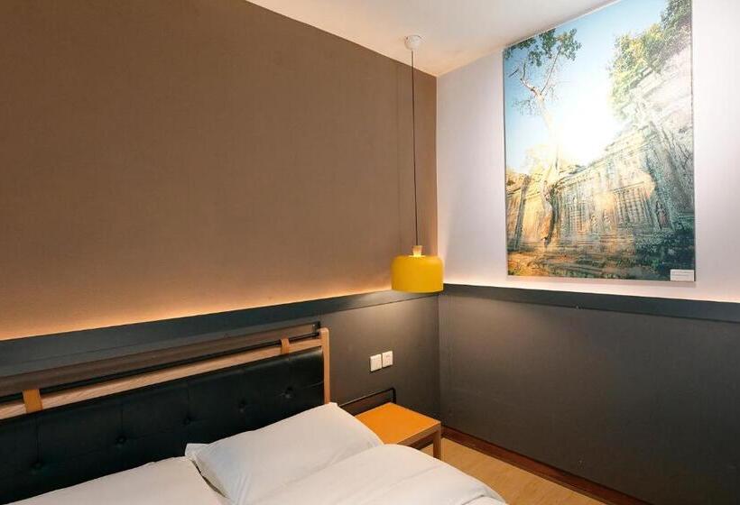 Quarto Estandar, Kunming Upland International Youth Hostel Near The City Center , 2 Mins Walk To The Green Lake,3 Min