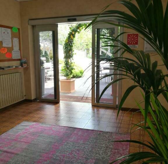 Номер Стандарт Вид на Горы, Residence Hotel Maxi