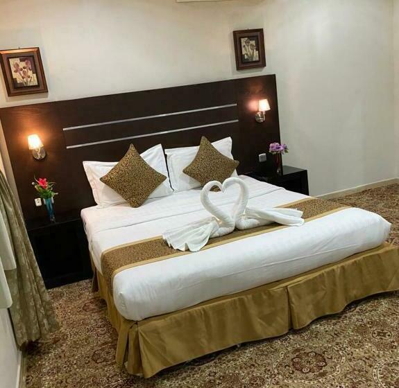带大床的高级房间, Rest Night Serviced Apartments   Al Nafal