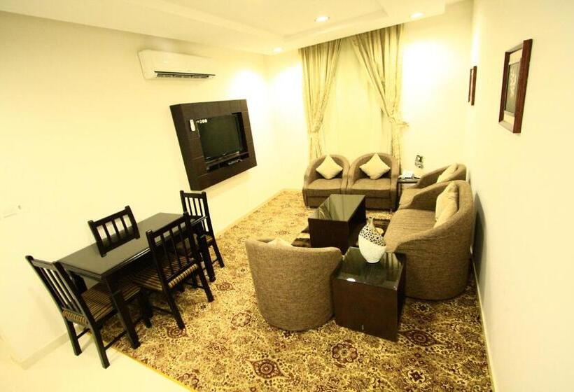 带3个卧室的豪华公寓, Rest Night Serviced Apartments   Al Nafal
