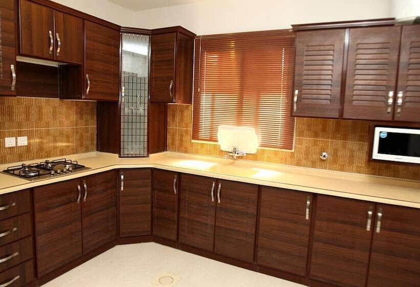 带2个卧室的公寓, Rest Night Serviced Apartments   Al Nafal