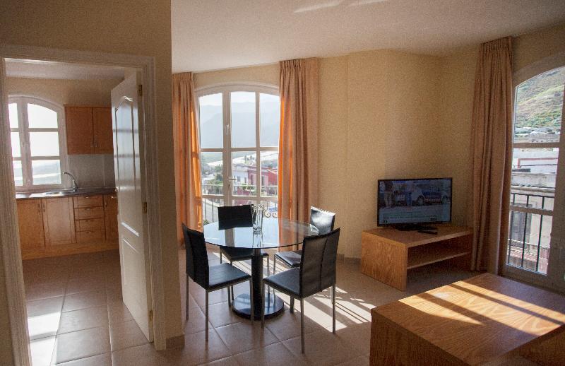 Апартаменты 2 Спальни, Coral Los Silos  Your Natural Accommodation Choice