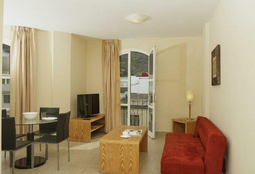 Апартаменты 2 Спальни, Coral Los Silos  Your Natural Accommodation Choice