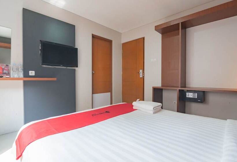 Номер Economy, Reddoorz Plus @ Dago Pojok 3