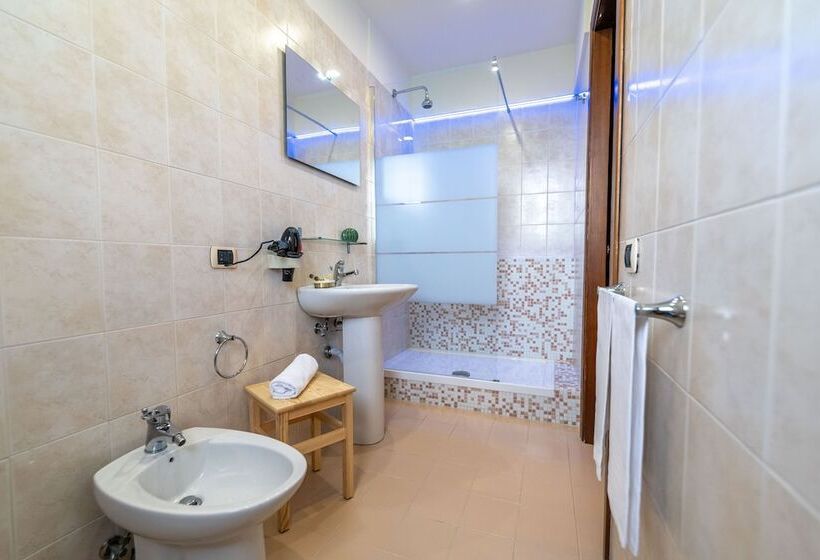غرفة كومفورت, Villa Rocla Guest House Pompei