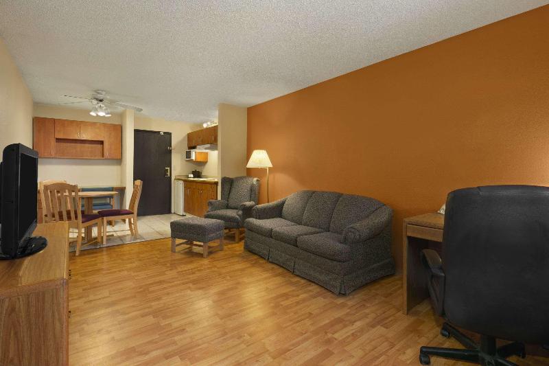 اتاق استاندارد با چشم‌انداز دریاچه, Edgewood Tahoe Resort