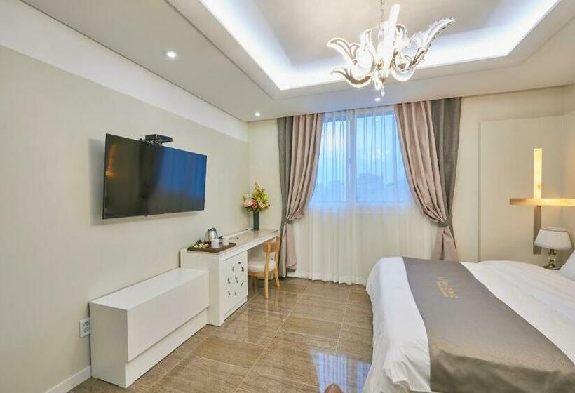 اتاق استاندارد, Gwangju Madrid