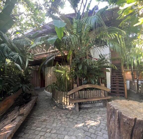발코니가 있는 4인용 스탠다드 룸, Pousada Cajueiro Trancoso