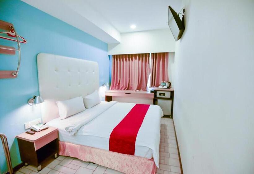 디럭스 룸, Lumut Suites