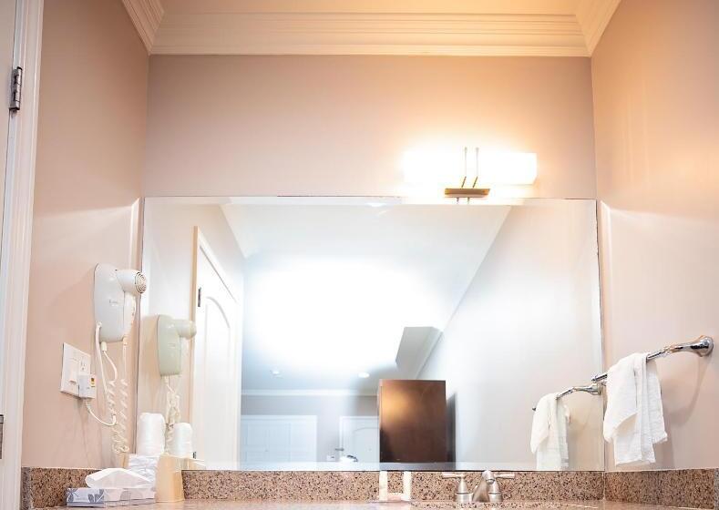 Номер Стандарт, Diamond Bell Inn & Suites