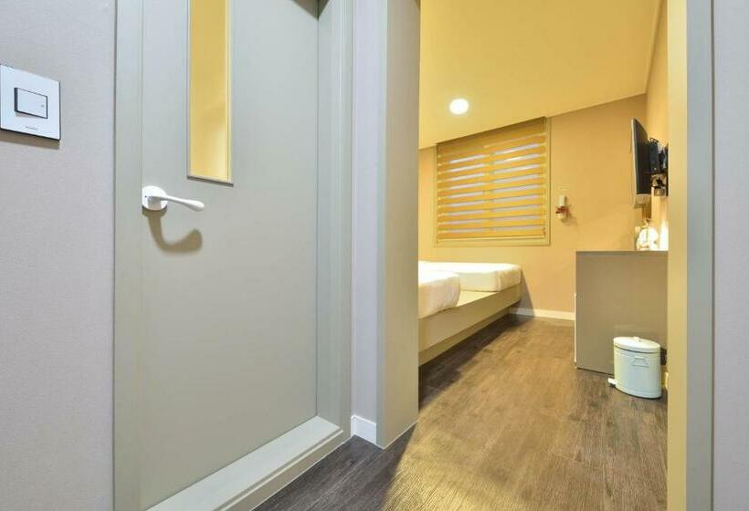 Номер Стандарт, With U Hotel & Guesthouse
