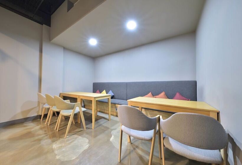Номер Стандарт Трехместный, With U Hotel & Guesthouse