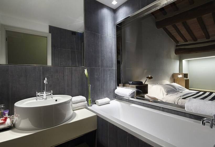 小型套房, Palazzetto Rosso   Art