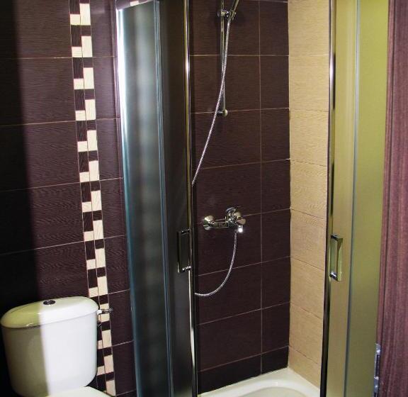 Четырехместный Номер Стандарт, Park Hotel Eagle Stone