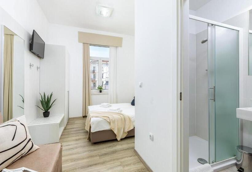 Номер Superior Вид на Город, Boutique Suites Joyce