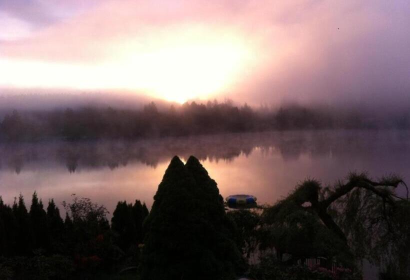 디럭스 스위트, Cottage Lake Bed And Breakfast