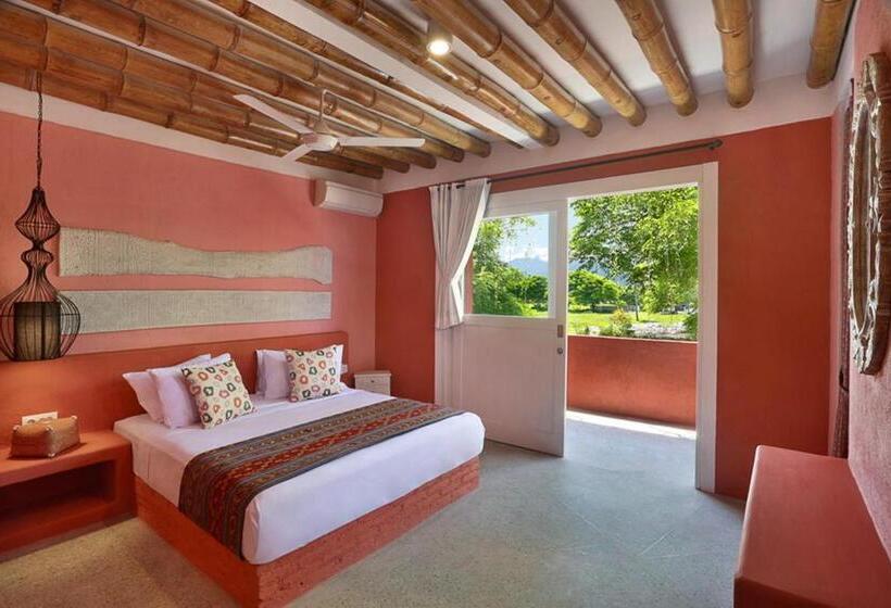 Люкс, Pinkcoco Gili Trawangan   Constant Surprises   For Cool Adults Only