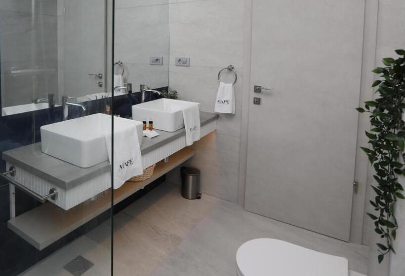 اتاق لوکس با چشم‌انداز دریا, Mape Luxury Rooms