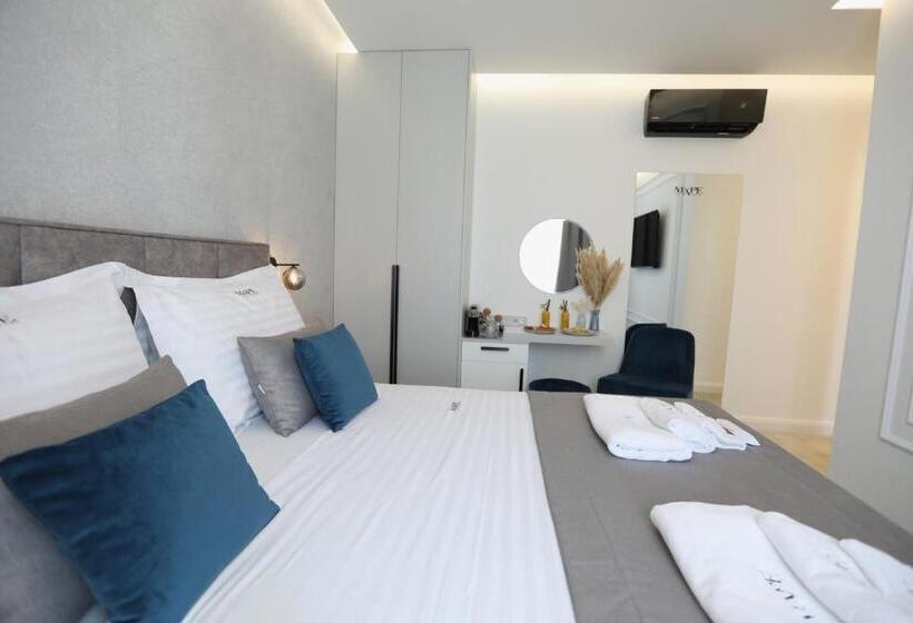 اتاق لوکس با چشم‌انداز دریا, Mape Luxury Rooms
