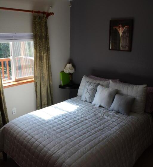 Quarto Estandar com Sacada, A Hyde Away Inn B&b
