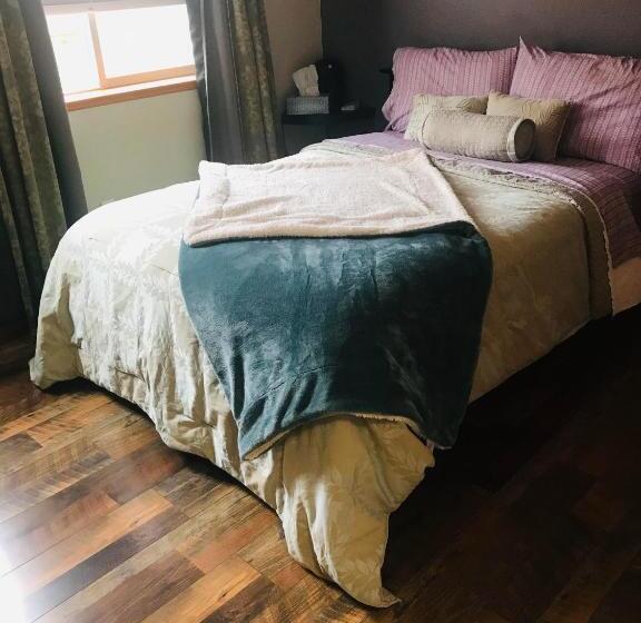 Quarto Estandar com Sacada, A Hyde Away Inn B&b