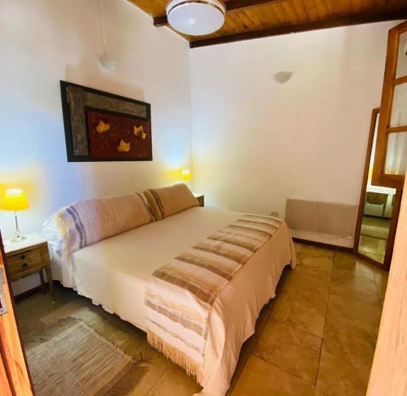 마스터 룸, Casa De Coria