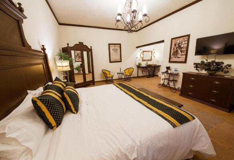 Номер Deluxe Кровать Кинг, La Casona Minera
