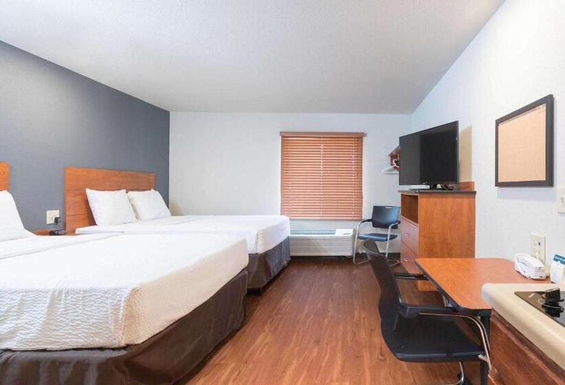 غرفه قياسيه سريرين مزدوجين, Woodspring Suites Lafayette