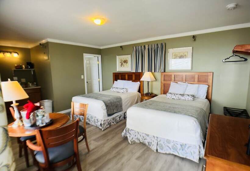 Номер Стандарт 2 Двуспальные Кровати, Sunrise Motel