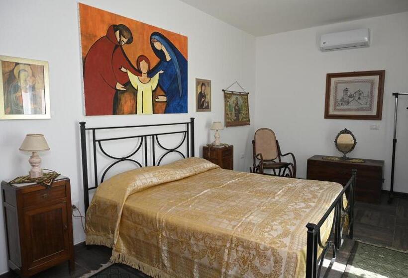 Номер Deluxe, Agribnb Casa Furnaredda