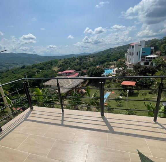 Семейный Номер Вид на Горы, Eco Hotel Campestre Atlantis San Joaquín La Mesa