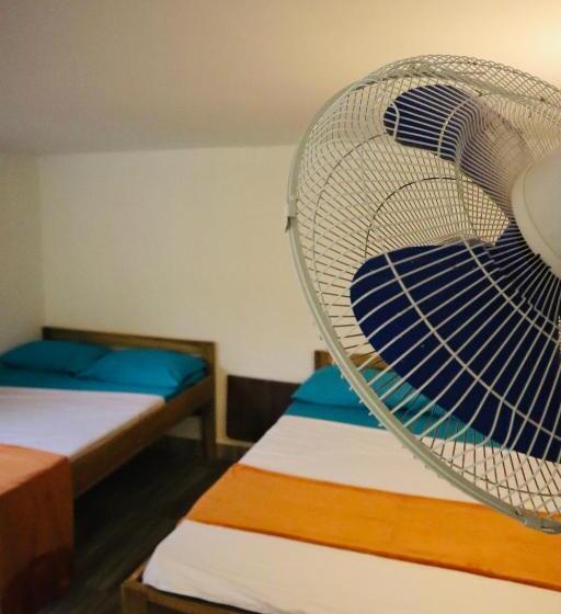 Семейный Номер, Eco Hotel Campestre Atlantis San Joaquín La Mesa