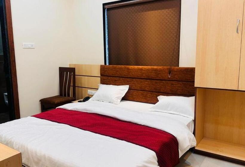 Номер Deluxe, Ocean Inn
