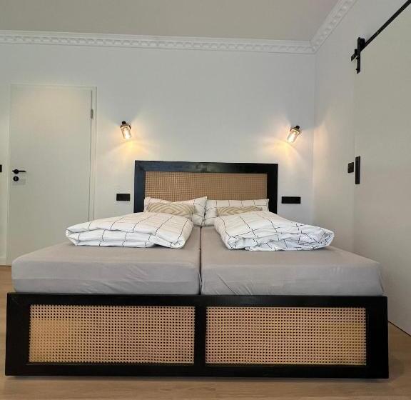 استودیو استاندارد با بالکن, Modern Stay I Cosy & Central Apartments