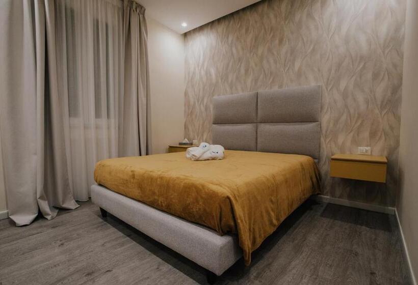 اتاق لوکس, Marcone Luxury Rooms   Il Giardino Di Pietra