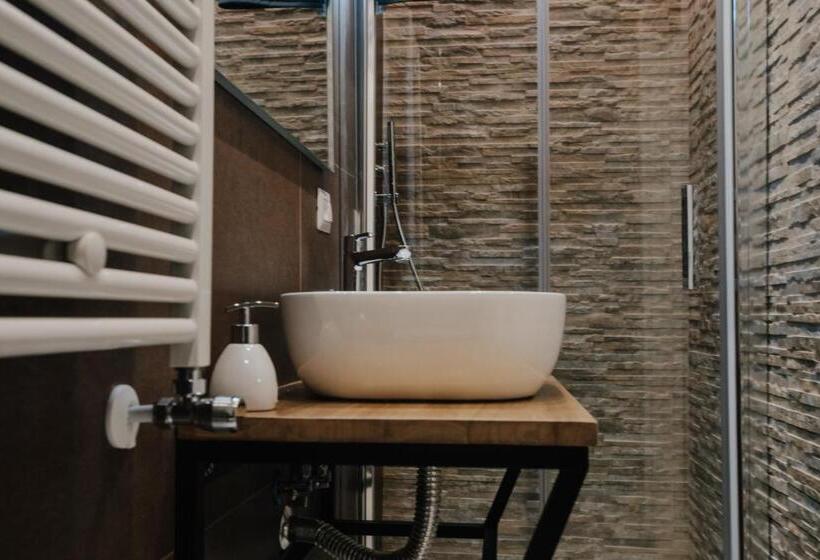 اتاق استاندارد با تخت بزرگ, Marcone Luxury Rooms   Il Giardino Di Pietra