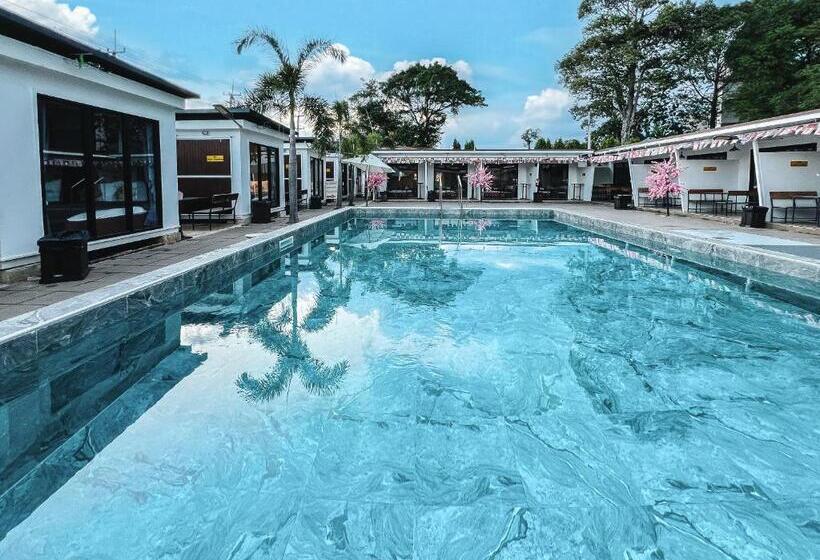 Бунгало Стандарт, The Toy Hoteru Resort Rayong