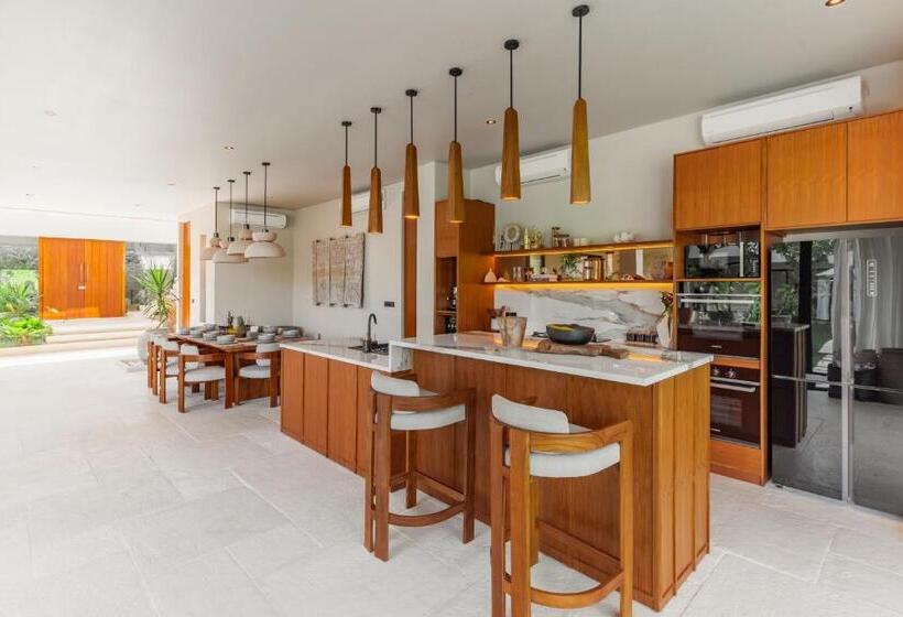Вилла с 1 спальней и бассейном, Villa Morada Canggu By Nakula