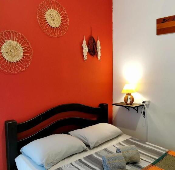 Quarto Estandar, La Casita Hostel Praia Do Forte Bahia