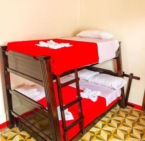 Семейный Номер, Hostal El Chili
