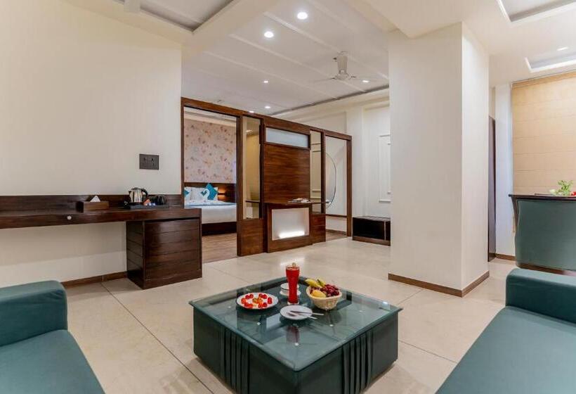 带大床的复式套间, The Belita Hotel & Spa