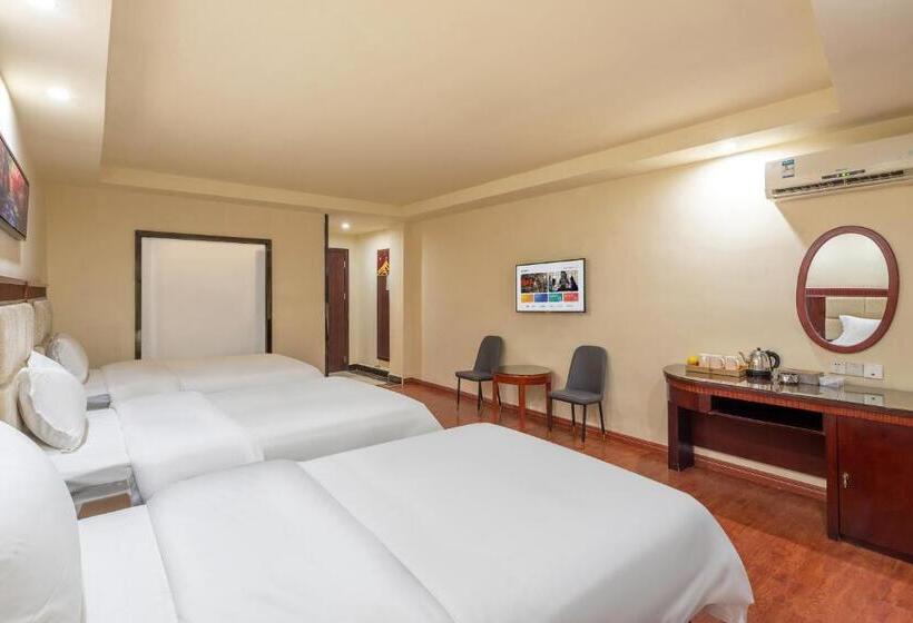 اتاق استاندارد سه نفره, Huahang Hotel   Guangzhou Baiyun International Airport   Free Airport Shuttle Bus