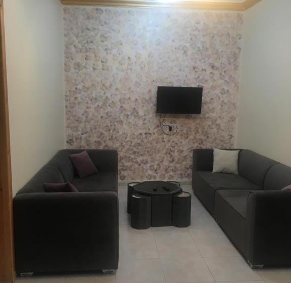 Апартаменты 2 Спальни, Alraqi Apart