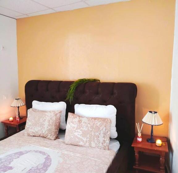 Апартаменты 1 Спальня с Видом, Appart Hôtel Le Combes