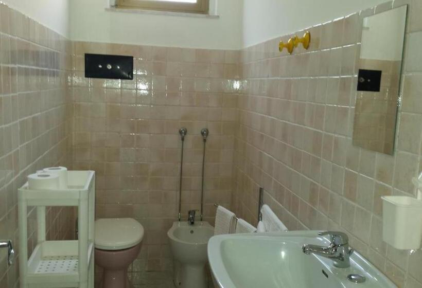اتاق استاندارد, Rosemare